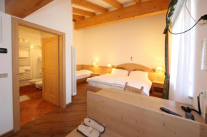 Отель Hotel El Pilon, Поцца-Ди-Фасса